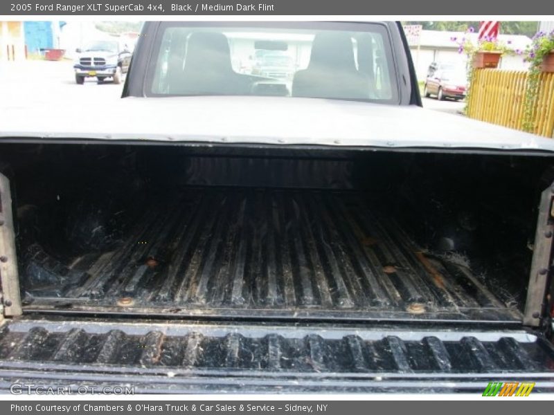 Black / Medium Dark Flint 2005 Ford Ranger XLT SuperCab 4x4