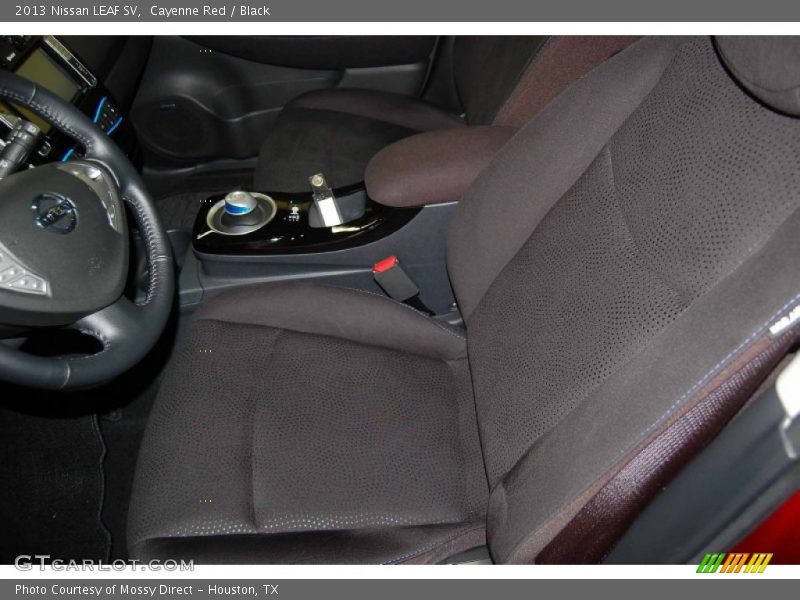 Cayenne Red / Black 2013 Nissan LEAF SV