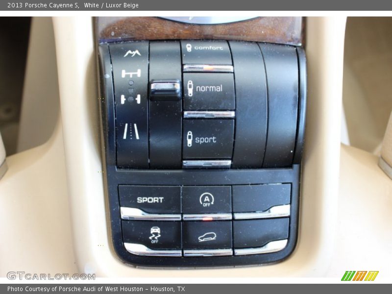 White / Luxor Beige 2013 Porsche Cayenne S