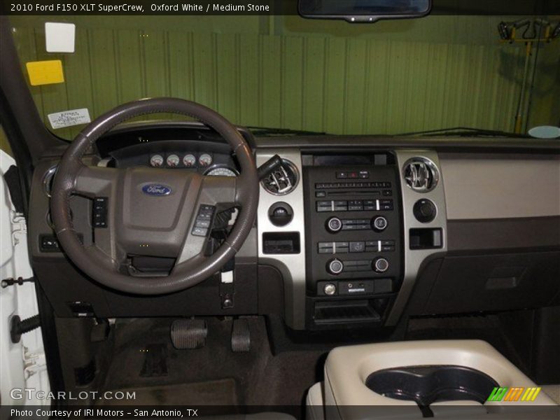 Oxford White / Medium Stone 2010 Ford F150 XLT SuperCrew
