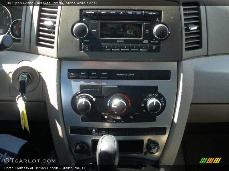 Stone White / Khaki 2007 Jeep Grand Cherokee Laredo