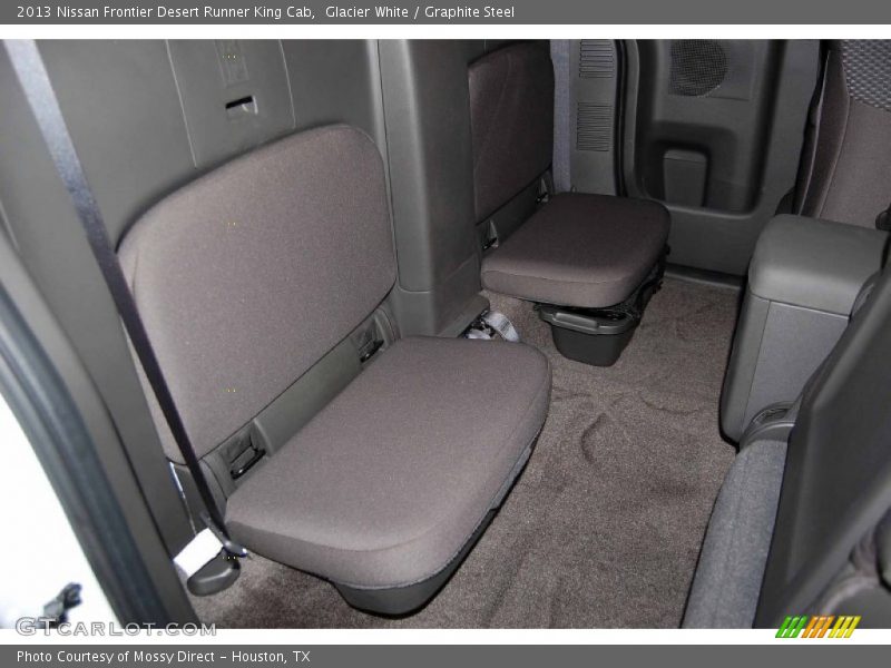 Glacier White / Graphite Steel 2013 Nissan Frontier Desert Runner King Cab