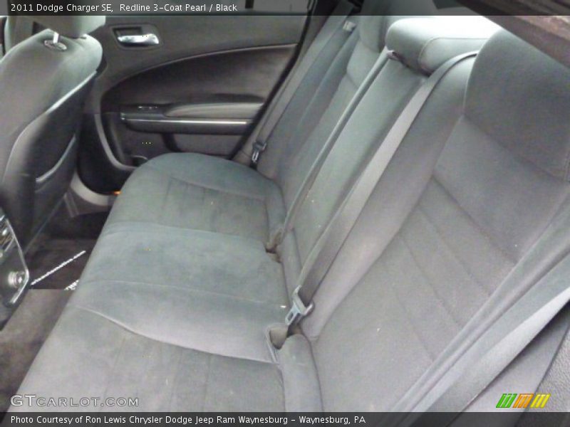 Redline 3-Coat Pearl / Black 2011 Dodge Charger SE