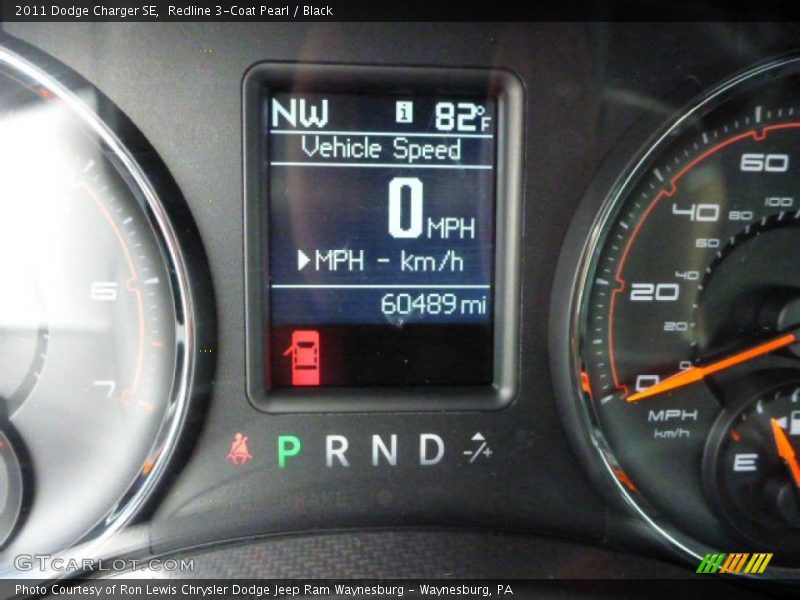 Redline 3-Coat Pearl / Black 2011 Dodge Charger SE