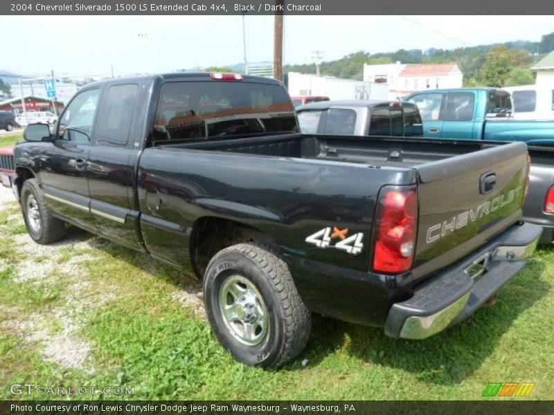Black / Dark Charcoal 2004 Chevrolet Silverado 1500 LS Extended Cab 4x4