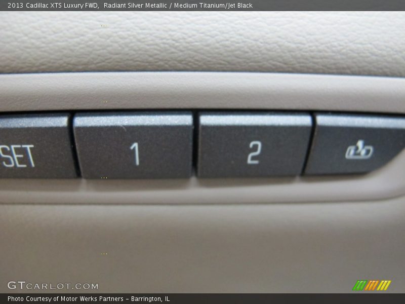 Radiant Silver Metallic / Medium Titanium/Jet Black 2013 Cadillac XTS Luxury FWD