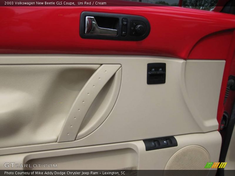 Uni Red / Cream 2003 Volkswagen New Beetle GLS Coupe