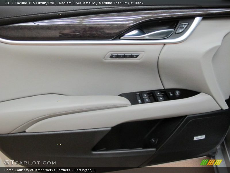 Radiant Silver Metallic / Medium Titanium/Jet Black 2013 Cadillac XTS Luxury FWD