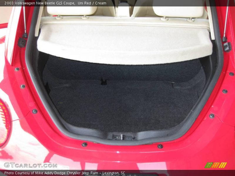 Uni Red / Cream 2003 Volkswagen New Beetle GLS Coupe