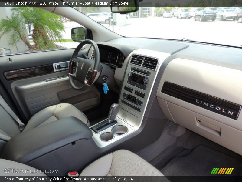 White Platinum Tri-Coat / Medium Light Stone 2010 Lincoln MKX FWD