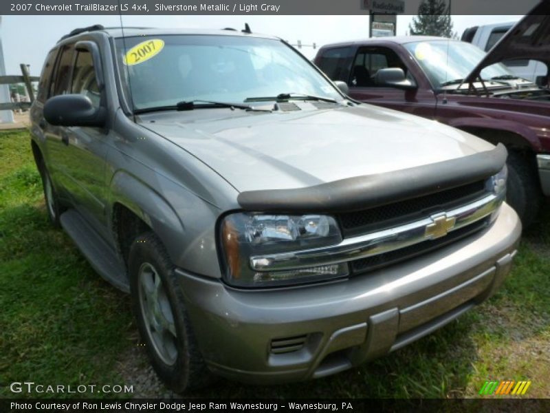 Silverstone Metallic / Light Gray 2007 Chevrolet TrailBlazer LS 4x4