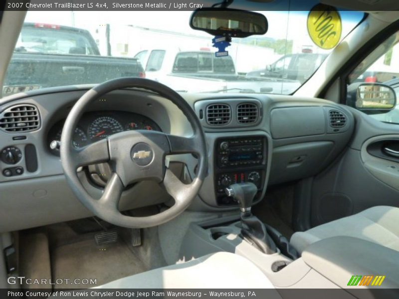 Silverstone Metallic / Light Gray 2007 Chevrolet TrailBlazer LS 4x4
