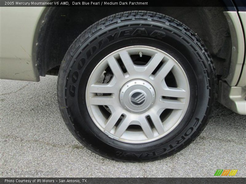 Dark Blue Pearl / Medium Dark Parchment 2005 Mercury Mountaineer V6 AWD
