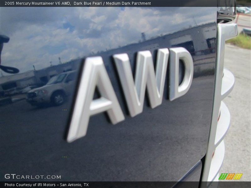 Dark Blue Pearl / Medium Dark Parchment 2005 Mercury Mountaineer V6 AWD