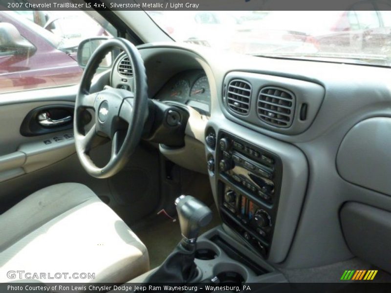 Silverstone Metallic / Light Gray 2007 Chevrolet TrailBlazer LS 4x4