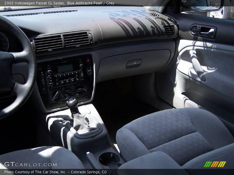 Blue Anthracite Pearl / Grey 2003 Volkswagen Passat GL Sedan