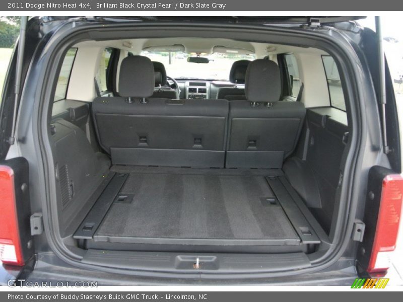 Brilliant Black Crystal Pearl / Dark Slate Gray 2011 Dodge Nitro Heat 4x4