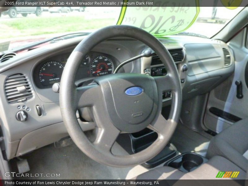 Toreador Red Metallic / Medium Dark Flint 2005 Ford Ranger XLT SuperCab 4x4