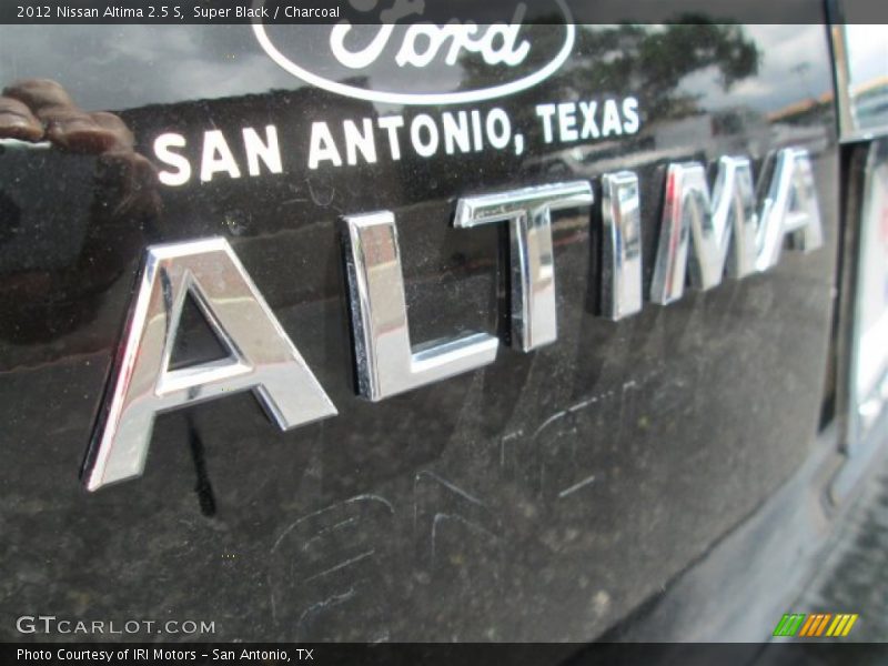 Super Black / Charcoal 2012 Nissan Altima 2.5 S