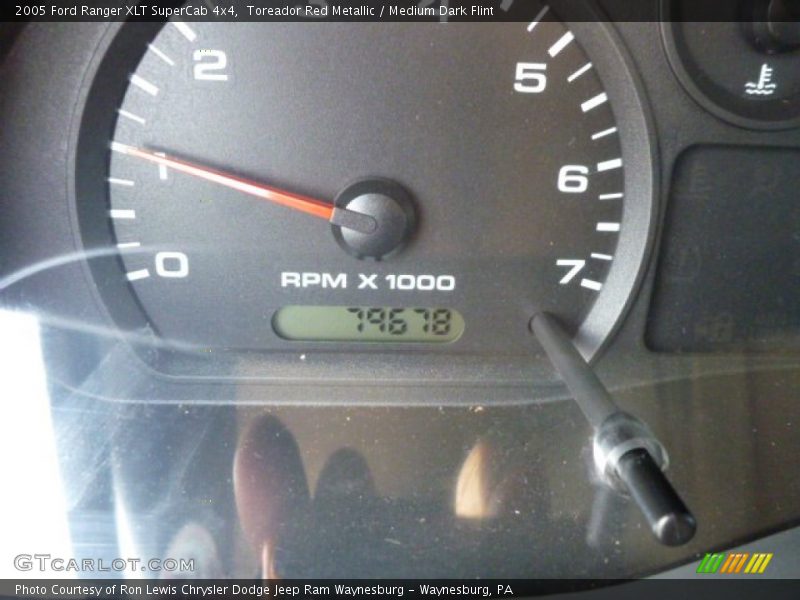 Toreador Red Metallic / Medium Dark Flint 2005 Ford Ranger XLT SuperCab 4x4