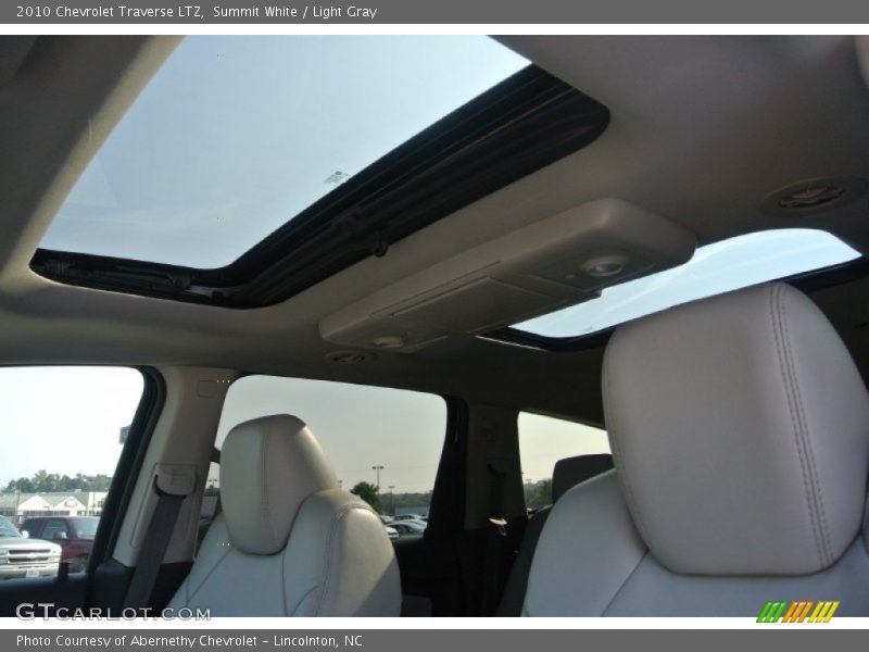 Summit White / Light Gray 2010 Chevrolet Traverse LTZ