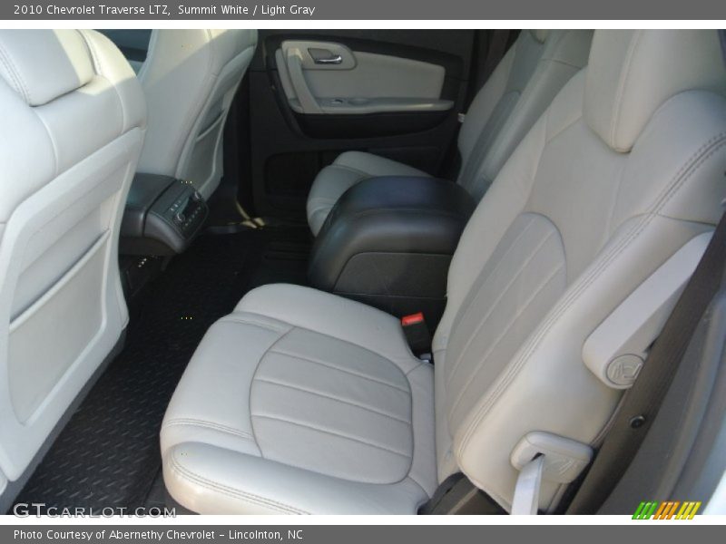 Summit White / Light Gray 2010 Chevrolet Traverse LTZ