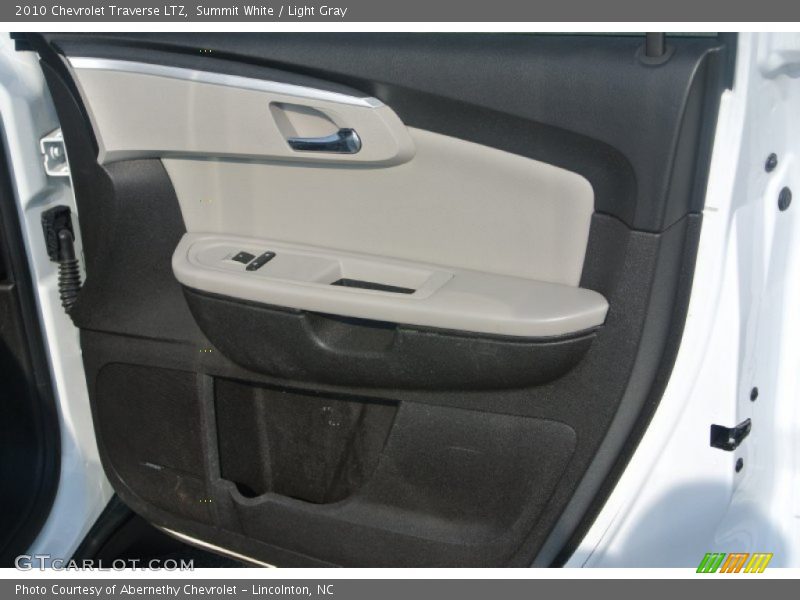 Summit White / Light Gray 2010 Chevrolet Traverse LTZ