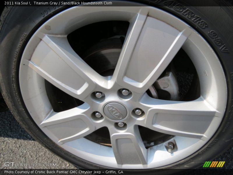 Titanium Gray / Sand/Black Houndstooth Cloth 2011 Kia Soul !