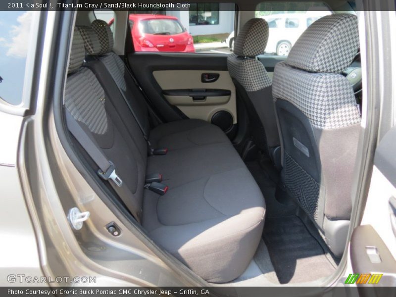 Titanium Gray / Sand/Black Houndstooth Cloth 2011 Kia Soul !