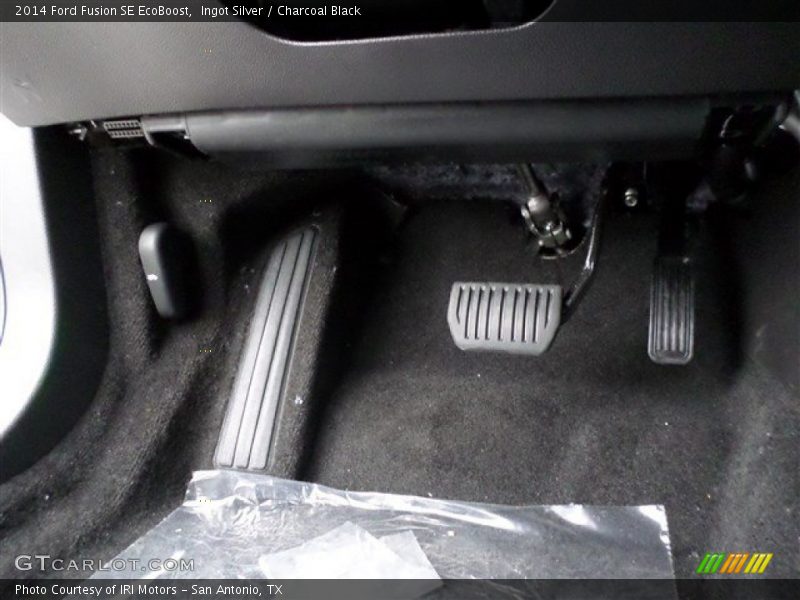 Ingot Silver / Charcoal Black 2014 Ford Fusion SE EcoBoost