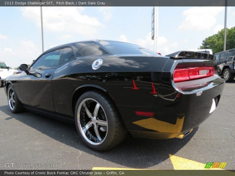 Pitch Black / Dark Slate Gray 2013 Dodge Challenger SXT