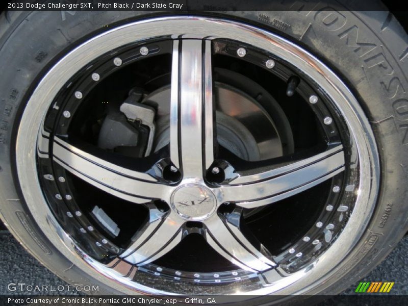 Pitch Black / Dark Slate Gray 2013 Dodge Challenger SXT