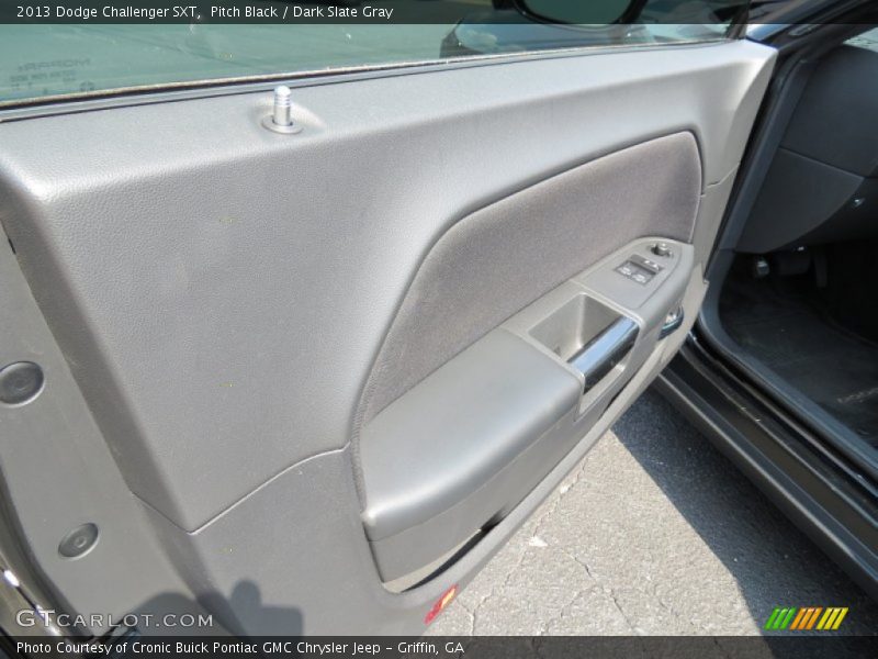 Pitch Black / Dark Slate Gray 2013 Dodge Challenger SXT