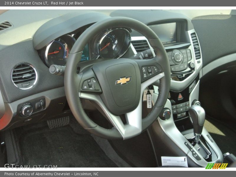 Red Hot / Jet Black 2014 Chevrolet Cruze LT