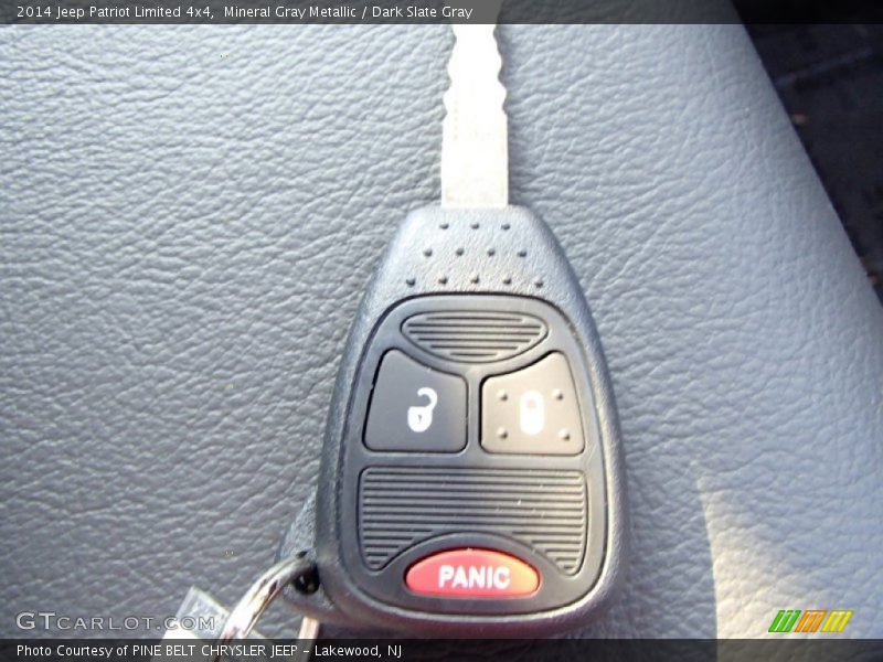 Keys of 2014 Patriot Limited 4x4