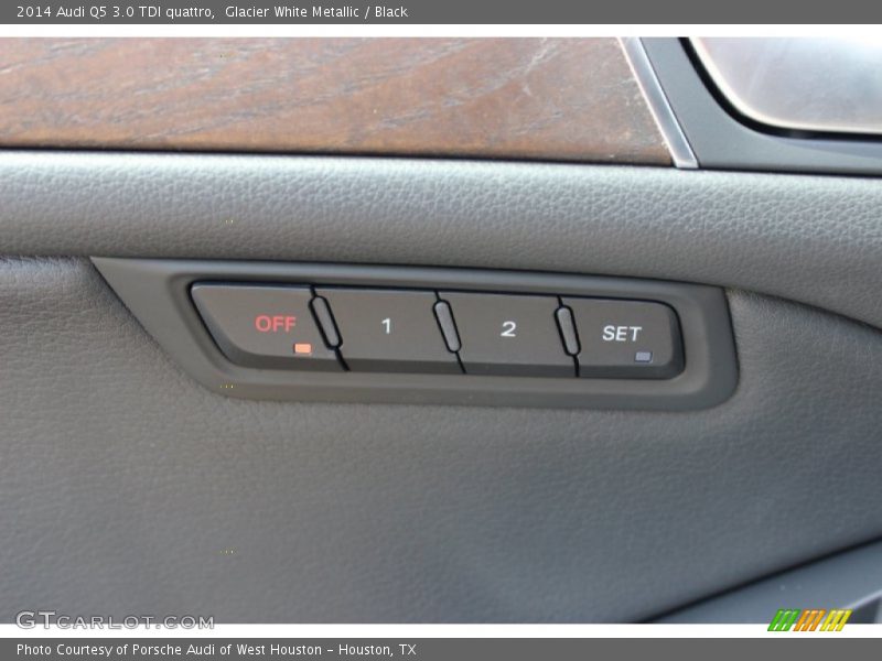 Glacier White Metallic / Black 2014 Audi Q5 3.0 TDI quattro