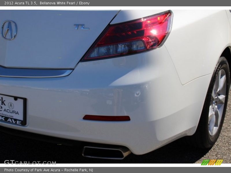 Bellanova White Pearl / Ebony 2012 Acura TL 3.5