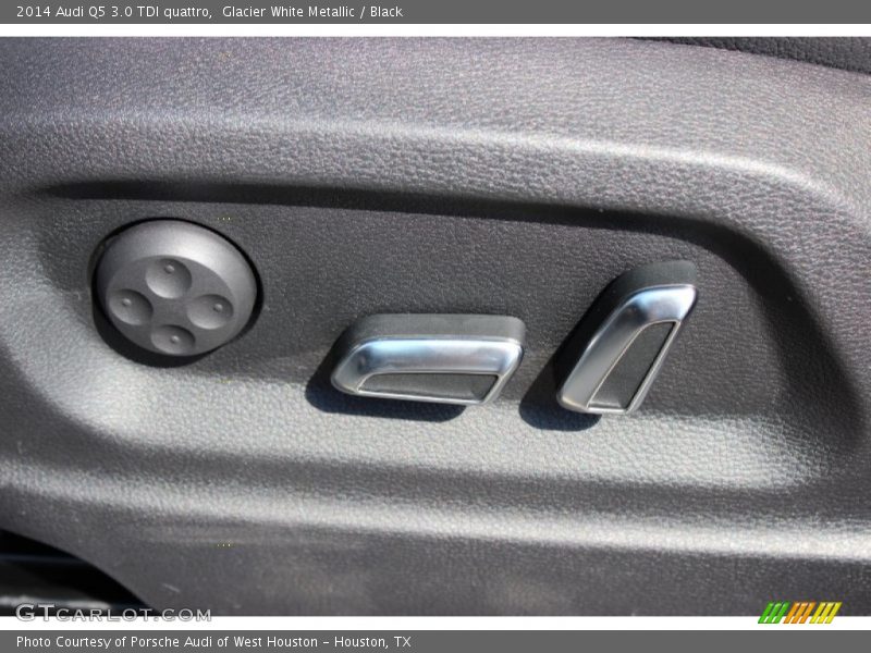 Glacier White Metallic / Black 2014 Audi Q5 3.0 TDI quattro