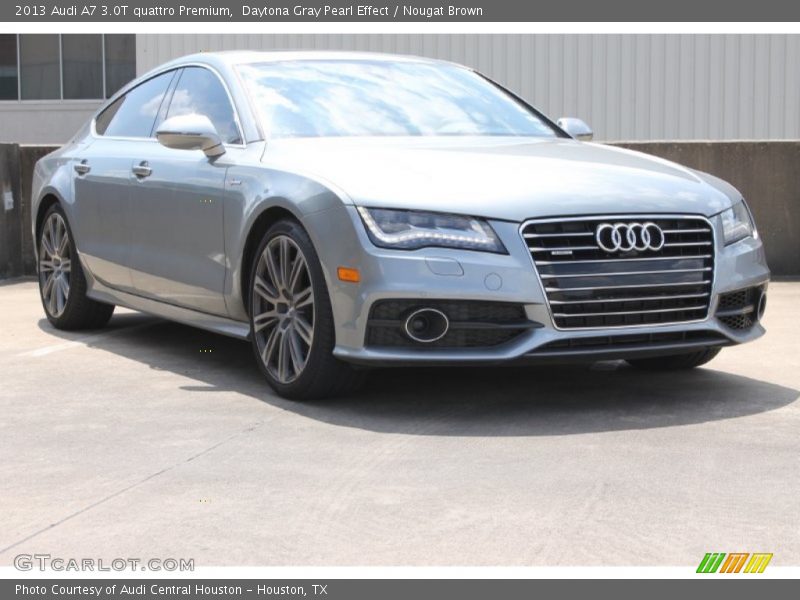 Front 3/4 View of 2013 A7 3.0T quattro Premium