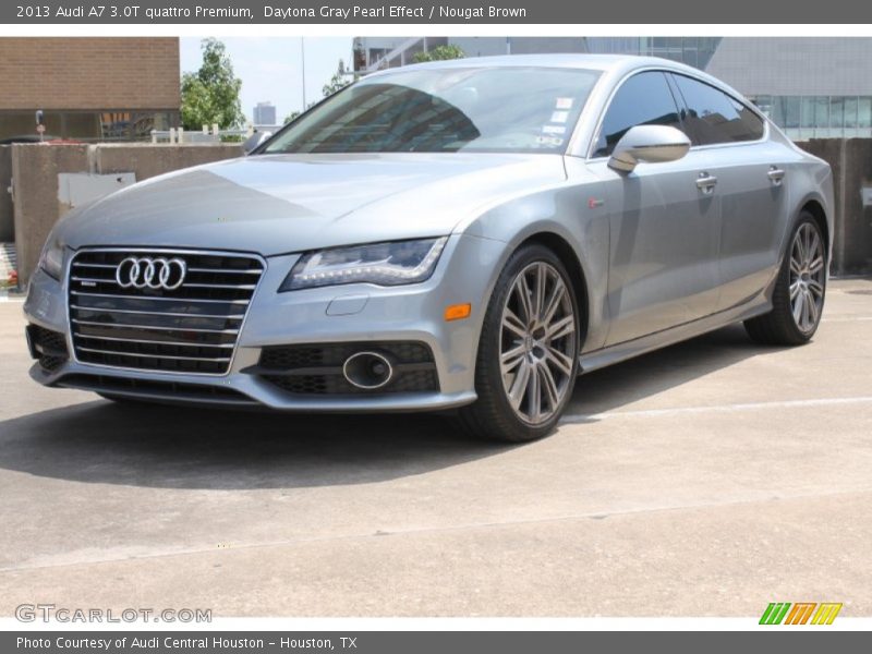 Front 3/4 View of 2013 A7 3.0T quattro Premium