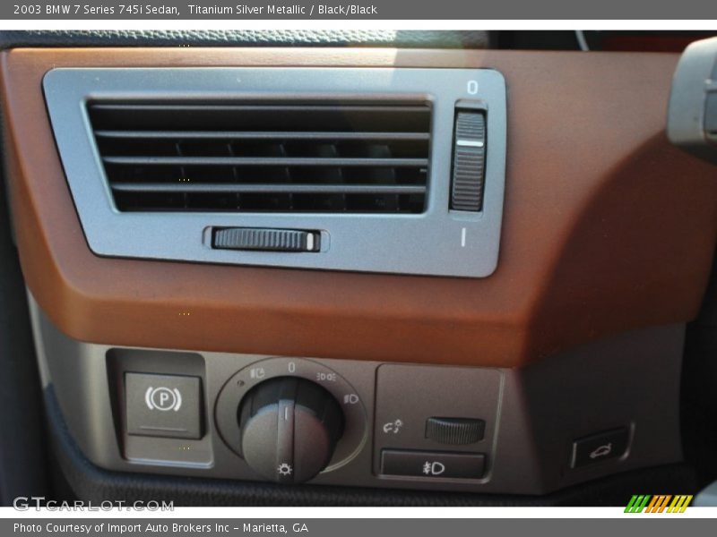 Titanium Silver Metallic / Black/Black 2003 BMW 7 Series 745i Sedan