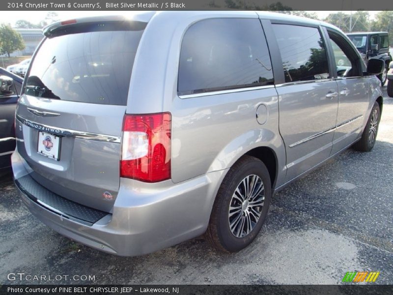 Billet Silver Metallic / S Black 2014 Chrysler Town & Country S