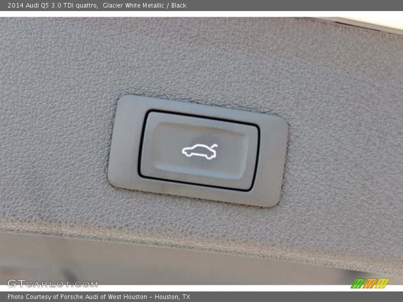 Glacier White Metallic / Black 2014 Audi Q5 3.0 TDI quattro