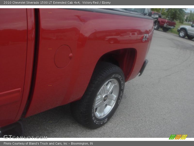 Victory Red / Ebony 2010 Chevrolet Silverado 1500 LT Extended Cab 4x4