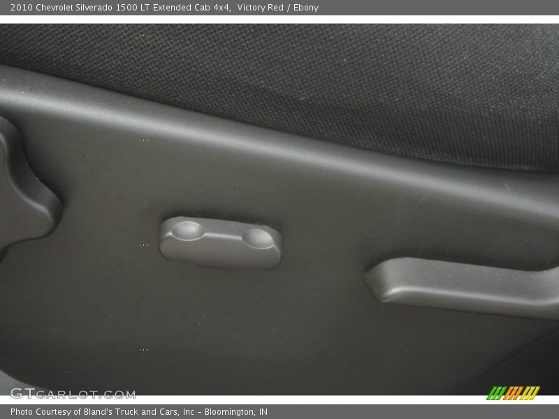 Victory Red / Ebony 2010 Chevrolet Silverado 1500 LT Extended Cab 4x4