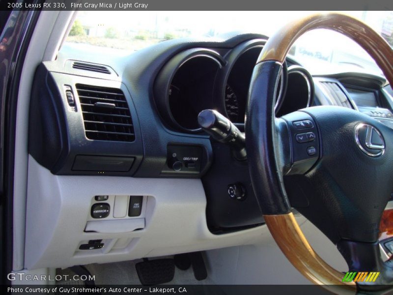 Flint Gray Mica / Light Gray 2005 Lexus RX 330