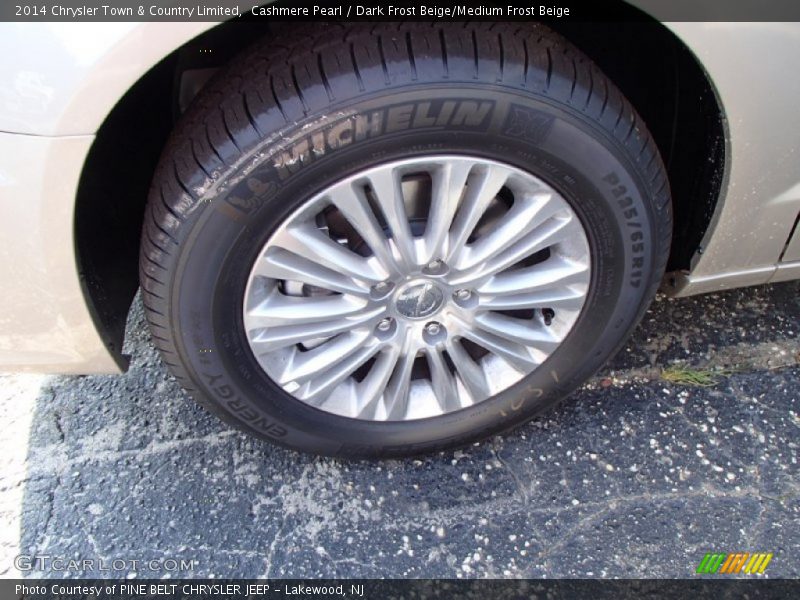 Cashmere Pearl / Dark Frost Beige/Medium Frost Beige 2014 Chrysler Town & Country Limited