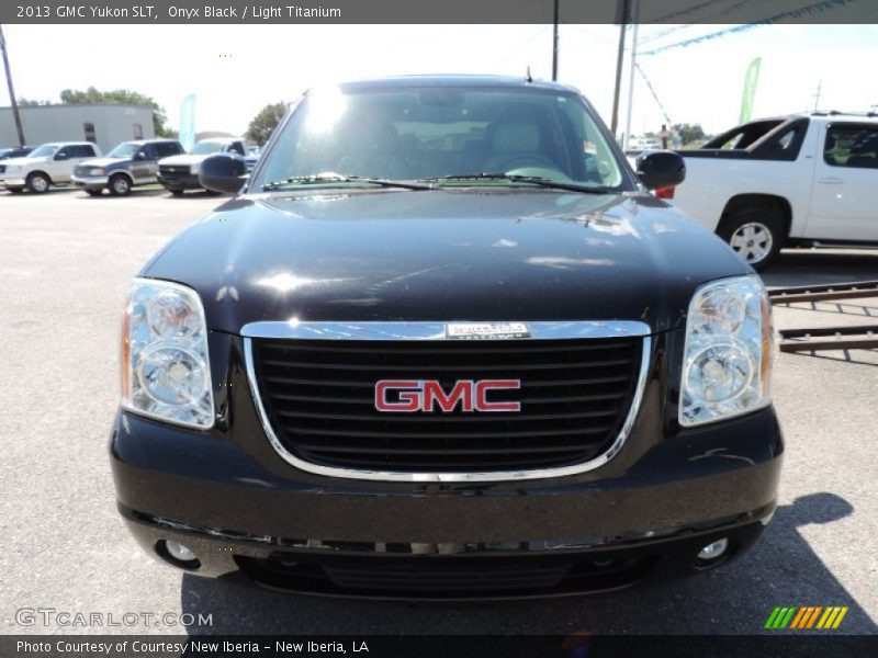 Onyx Black / Light Titanium 2013 GMC Yukon SLT