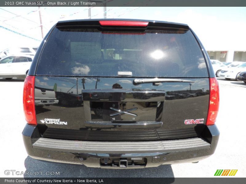 Onyx Black / Light Titanium 2013 GMC Yukon SLT