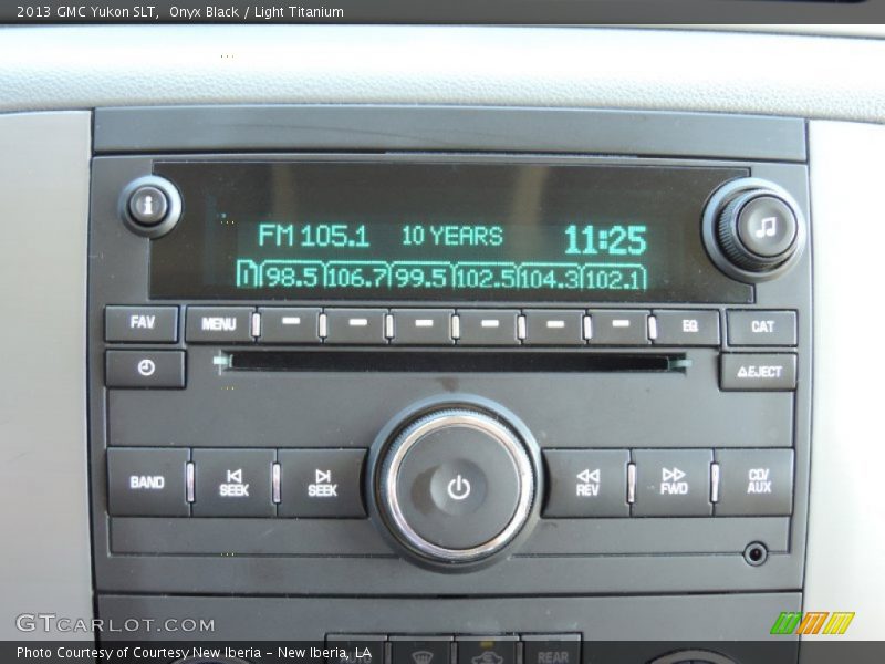 Onyx Black / Light Titanium 2013 GMC Yukon SLT